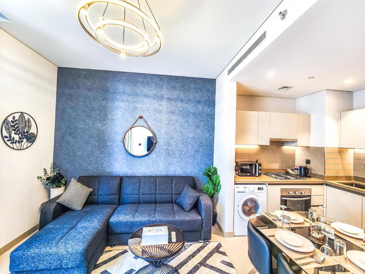Stay Phenomenal 1 Bedroom Holiday Home Near Burj Khalifa Dubai Exteriör bild