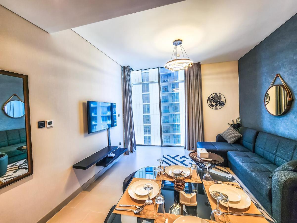 Stay Phenomenal 1 Bedroom Holiday Home Near Burj Khalifa Dubai Exteriör bild